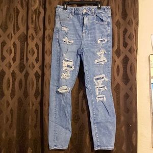 Ripped covered jeans